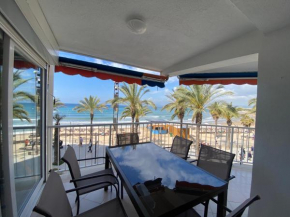 TarracoHomes, Apartamento Rosa Salou con Terraza y Vistas a la Playa